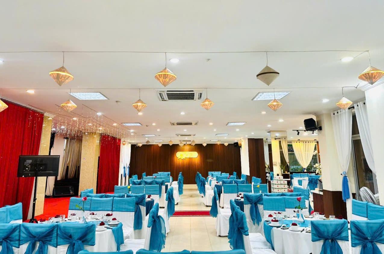 Hotel Khach San Hung Vuong Quảng Ngãi Exterior foto